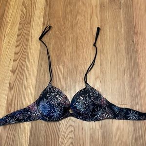 NWOT Victoria Secret fire work bra